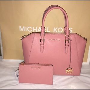 Michael kors set